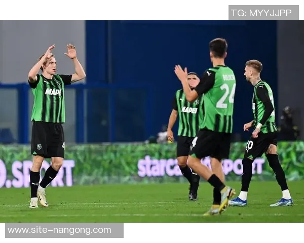 萨索洛后卫开场仅5秒送点球转播刚开始就引发热议